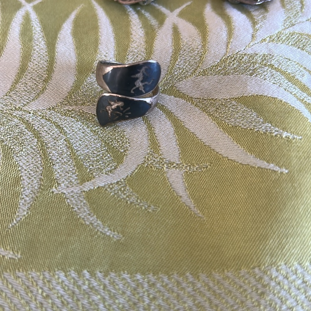 Vintage Black and sterling Jewelry Set - Picture 2 of 8